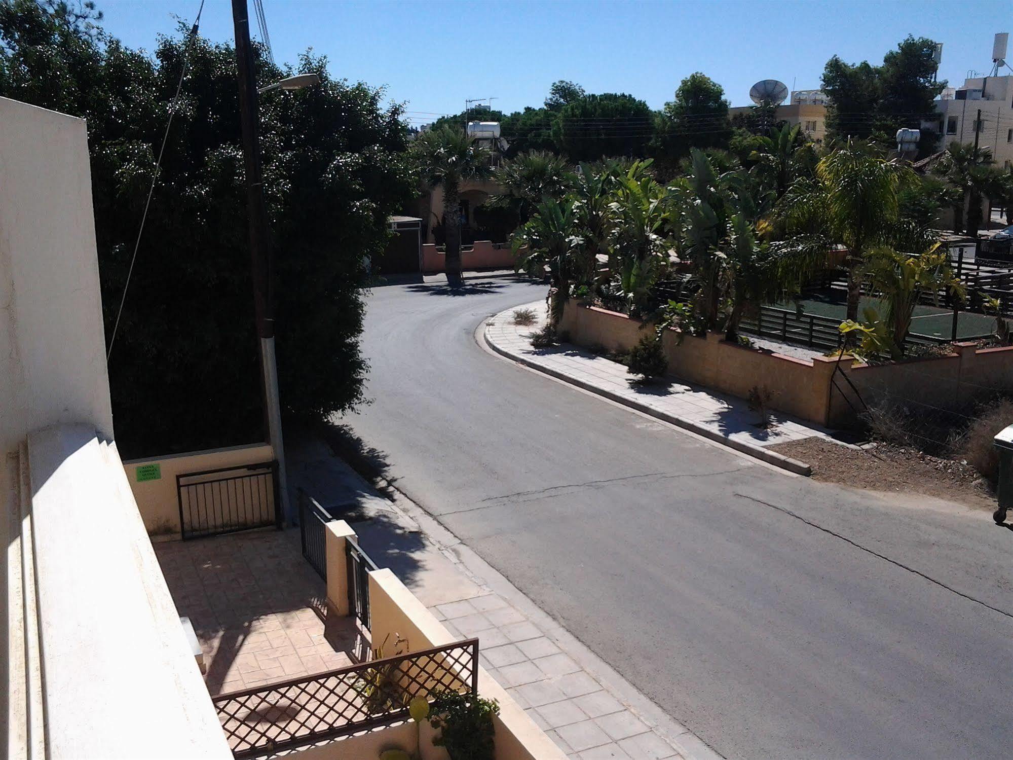 Savva Complex Daire Bahçalar Dış mekan fotoğraf