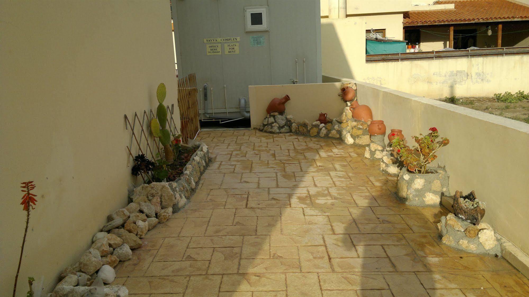 Savva Complex Daire Bahçalar Dış mekan fotoğraf