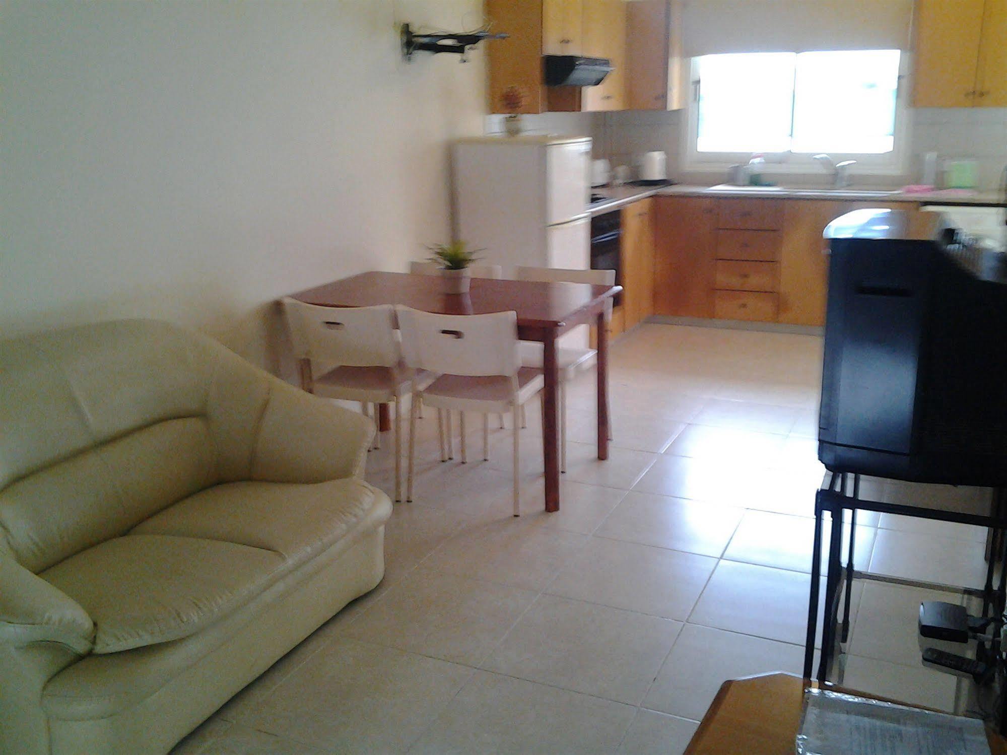 Savva Complex Daire Bahçalar Dış mekan fotoğraf